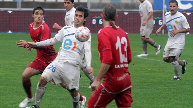 Ñublense y Barnechea igualaron en la final de ida de la Primera B