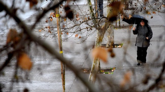 Meteorología confirmó pronóstico de lluvia para este viernes en Santiago
