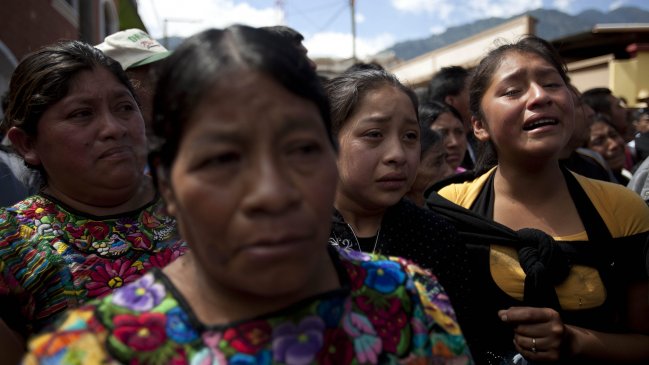 Sismo de 6,2 Richter sacude Guatemala causando pánico en la población