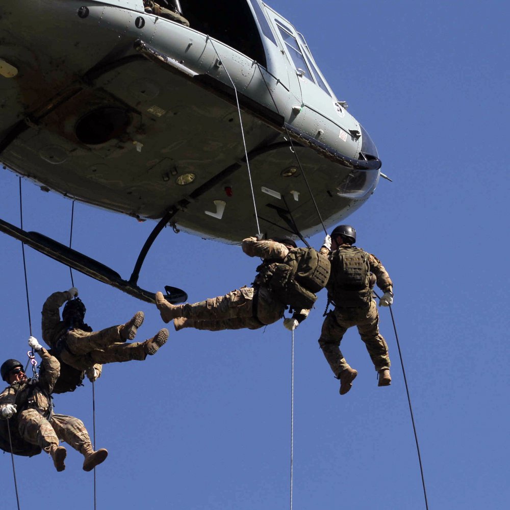 Se trasladó la búsqueda de los tres extranjeros al volcán Quitrupillán