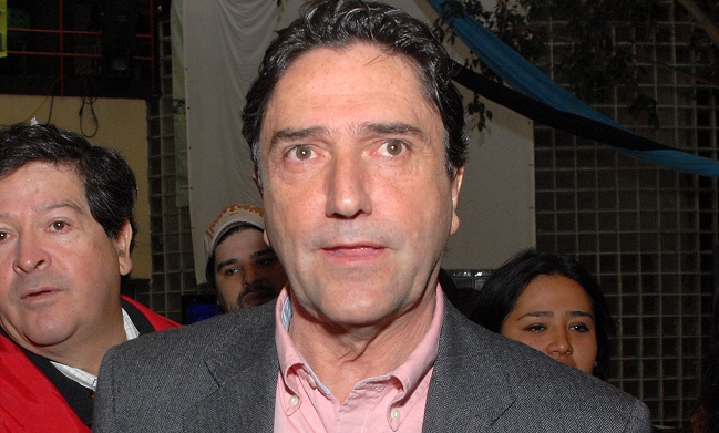 Senador Gómez reafirmó su participación en primarias de la Concertación