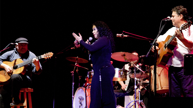 Chilenos no triunfaron en los Grammy Latinos