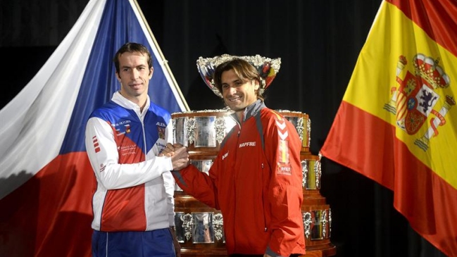 Stepanek y Ferrer abrirán la final número 100 de la Copa Davis