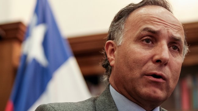 Ministro de Justicia: Gendarmería sufre una carencia de personal