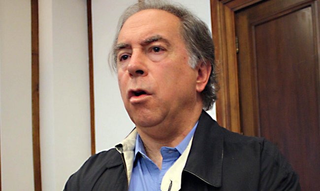 Ex canciller: Críticas a Insulza tienen un objetivo político