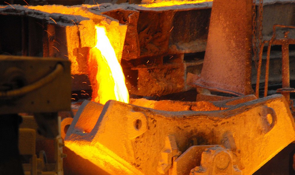 Expertos prevén caída en el precio del cobre durante 2013