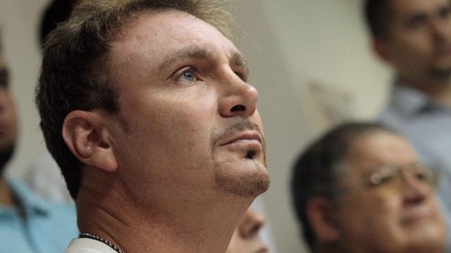 Barticciotto vuelve a cantar en TV y estrena nueva canción