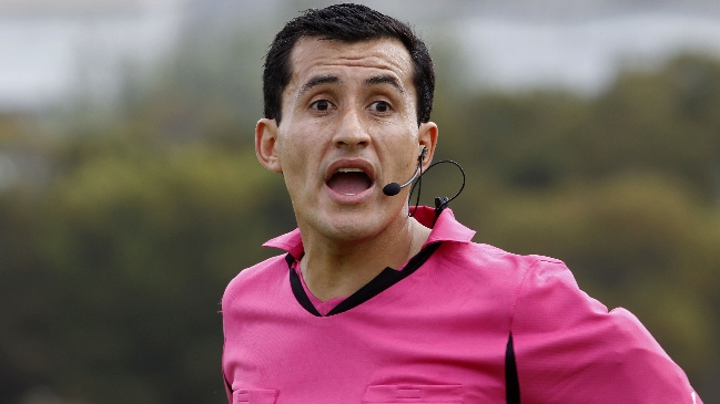 Enrique Osses arbitrará la revancha entre U. de Chile y U. Española