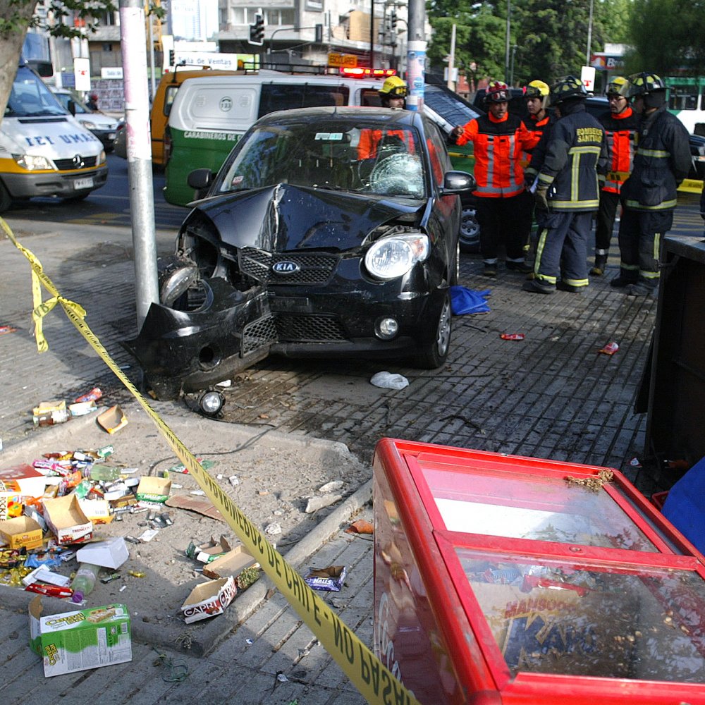 Hombre resultó herido de gravedad tras ser arrollado en la Alameda