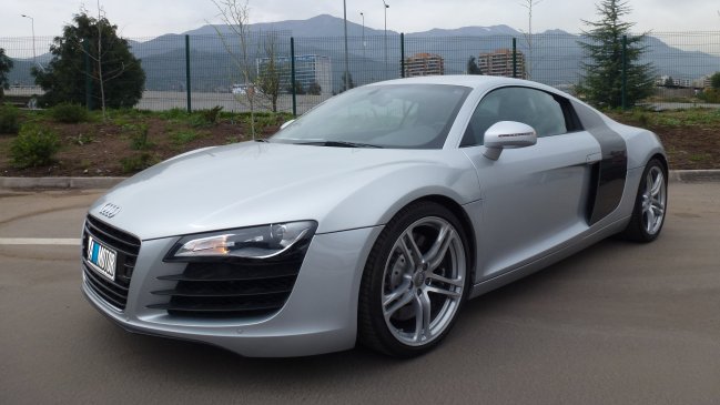 Expertos detallan cuidados para la compra y venta de autos usados