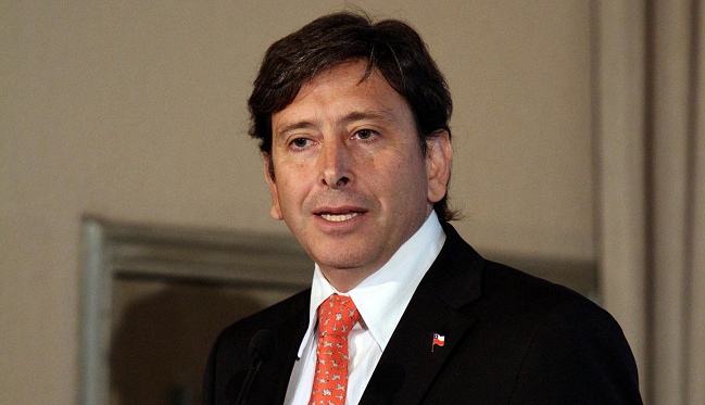 Golborne: No estoy dispuesto a que después de cuatro años nos vayamos para la casa