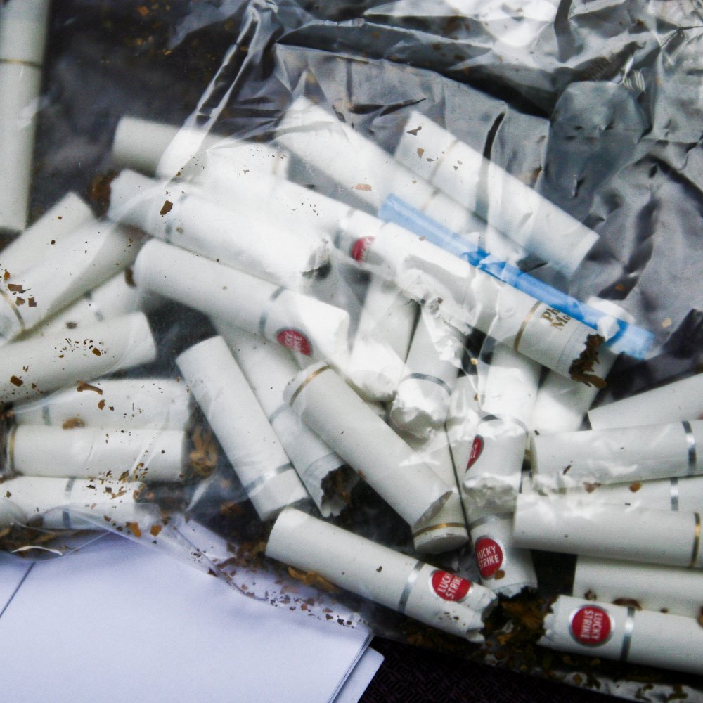 Presidente de Filipinas se niega a que lo hagan dejar de fumar