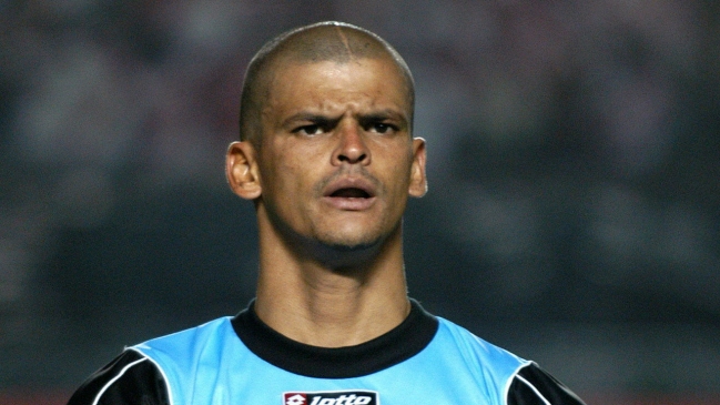 Ex portero colombiano Miguel Calero sufrió una trombosis cerebral