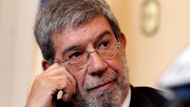 Diputado Schilling votará a favor del Presupuesto aunque quedó 