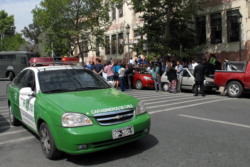Manifestantes protestan por huelga en el SML