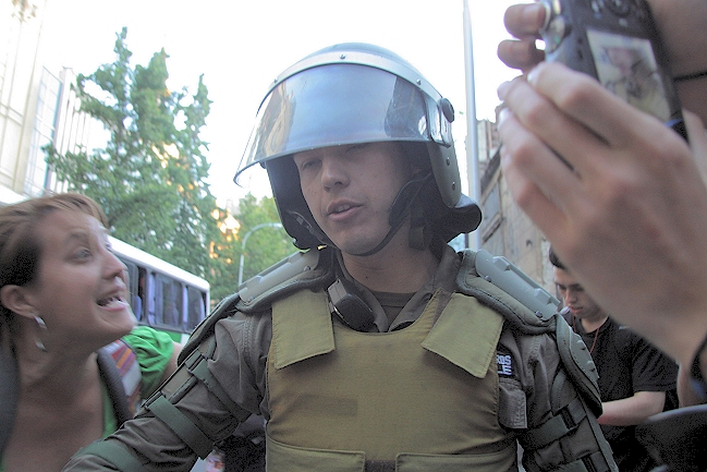 Universidad Arcis solicitó expulsión de carabineros por atropello de estudiante