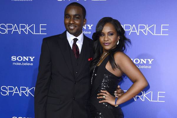 Hija de Whitney Houston chocó tras terminar compromiso con su 