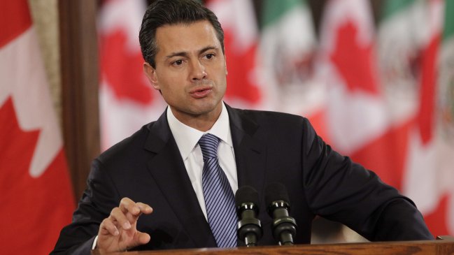 Enrique Peña Nieto asume la Presidencia de México