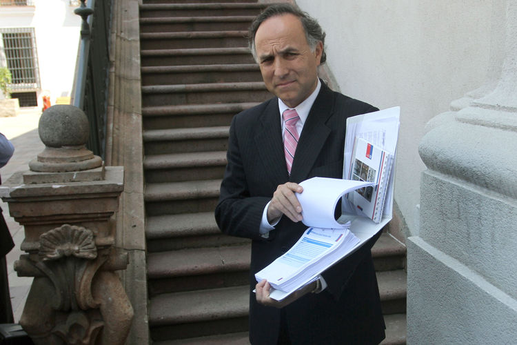 Ministro de Justicia inicia gira informativa por España y Francia