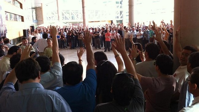 Trabajadores de TVN inician huelga legal a partir de este martes