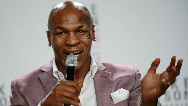 Mike Tyson aseguró haber hallado a Brad Pitt teniendo sexo con su ex mujer
