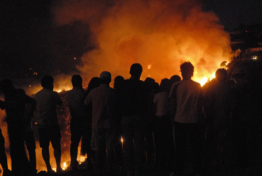 Diseñan en España avión no tripulado contra incendios forestales nocturnos