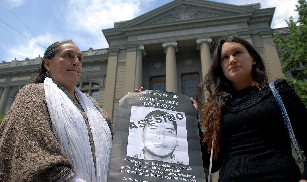 Contraloría aprobó permanencia en Carabineros de cabo que mató a Catrileo