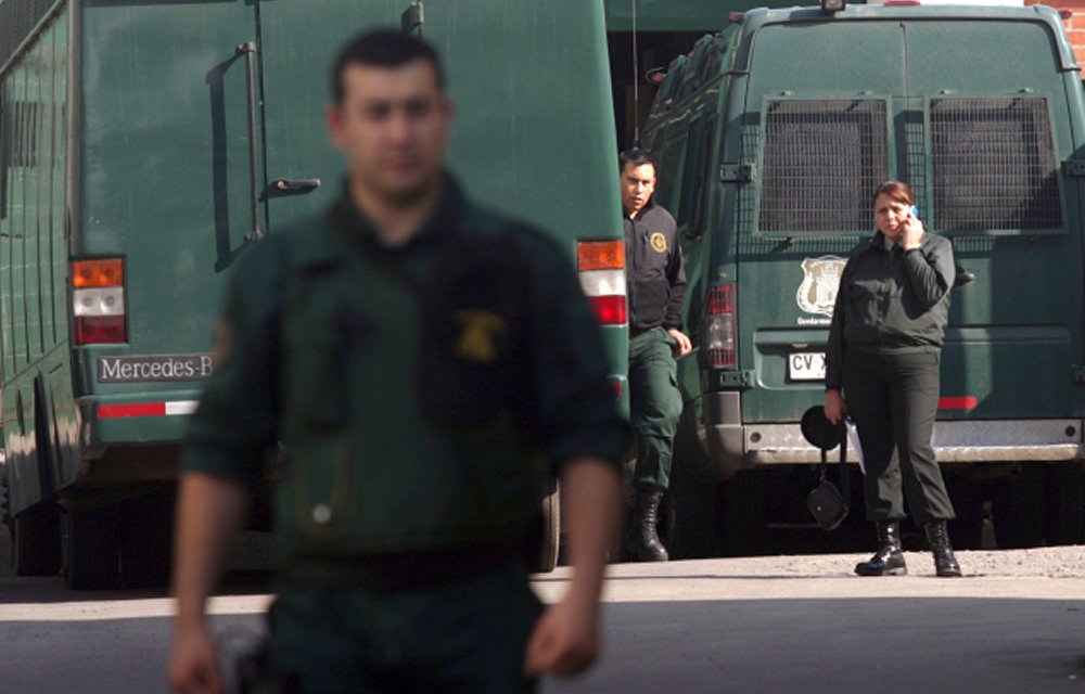 Con alunizaje intentaron rescatar a internos del Sename