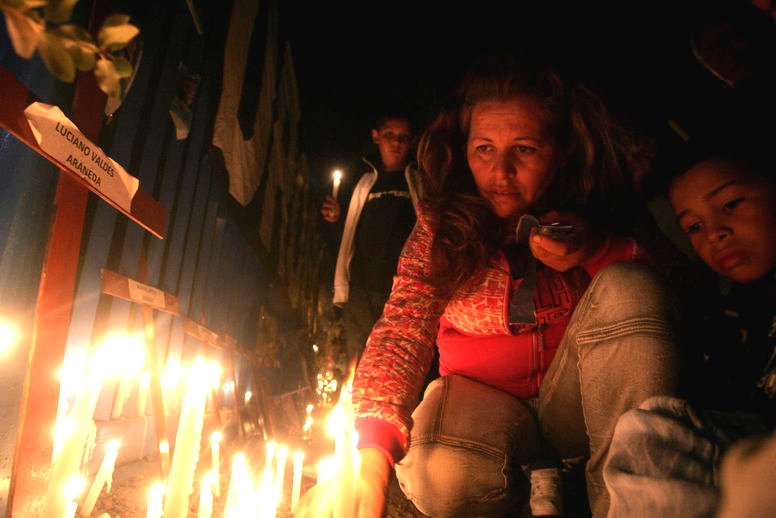 Familias conmemoraron dos años de la tragedia en Cárcel de San Miguel