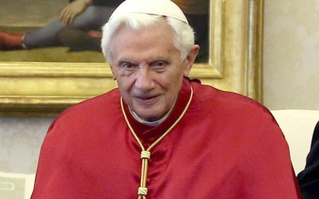 Vaticano inventó una parábola para explicar cuenta del Papa en Twitter