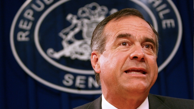 Ignacio Walker insistió en que pacto político de la DC no incluye al Partido Comunista