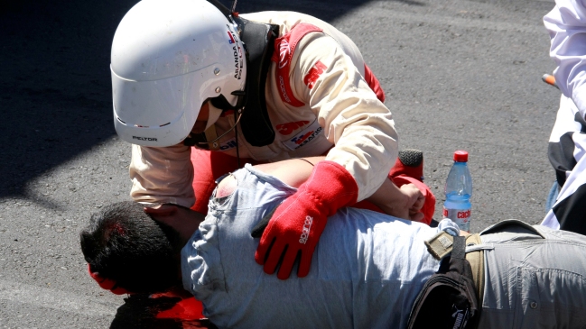 Un accidente interrumpió el Motorshow del Rally Mobil en La Moneda