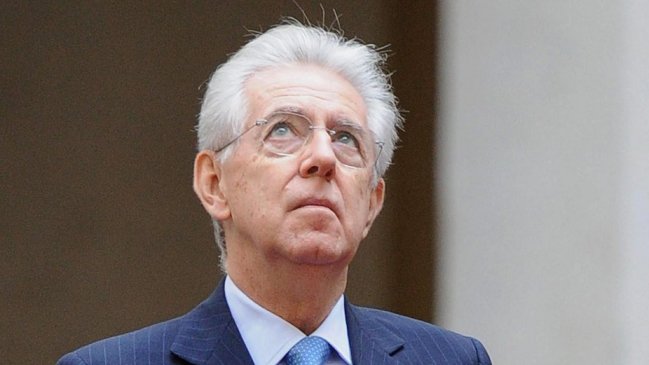 Mario Monti anunció dimisión a la presidencia de Italia