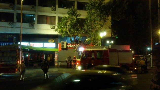 Amago de incendio afectó a pizzería en Plaza Italia