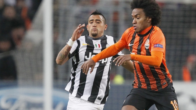 Arturo Vidal se someterá a exámenes para conocer gravedad de su lesión