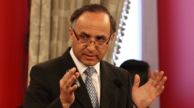 Confech solicitó investigar al ministro Ribera