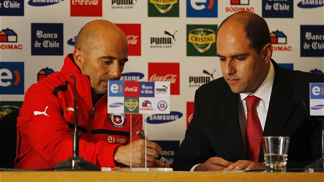 Sampaoli se reunirá con Jadue tras retornar de su gira por Europa