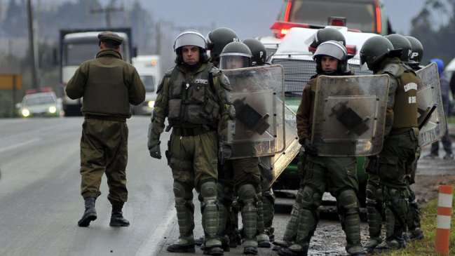 Con cuatro detenidos terminó protesta de trabajadores de planes Pro Empleo en Biobío