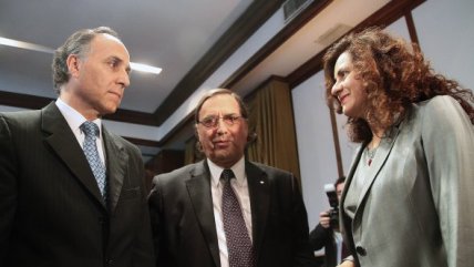 El acto de desagravio a la jueza Karen Atala