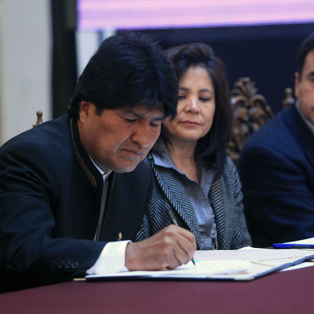 Morales y Rousseff inaugurarán tramo del corredor transoceánico en enero