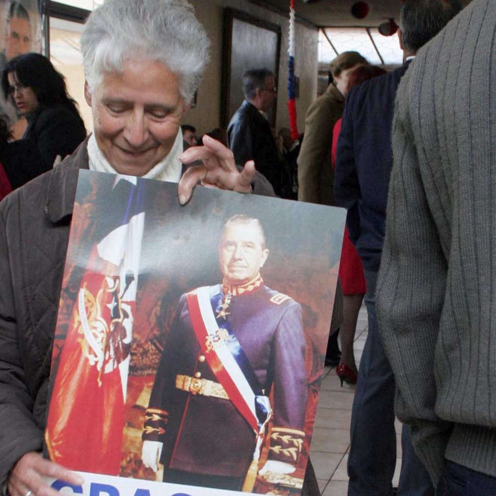 Periodista denunció robo de computador donde tenía investigación sobre la dictadura