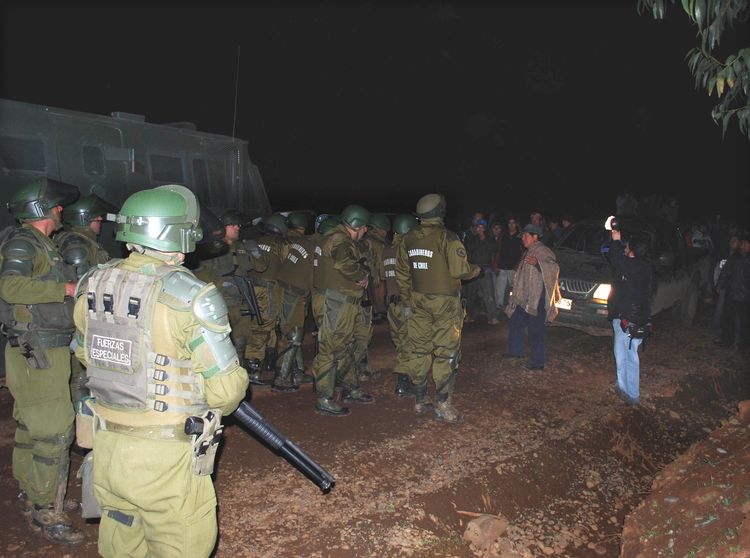 Dos carabineros resultaron heridos tras emboscada en Collipulli