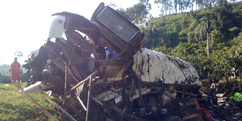 Al menos 26 muertos y 15 heridos en accidente de autobús en Colombia