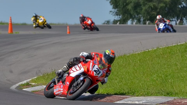Chileno Vicente Leguina ganó la Copa Mercosur de motociclismo