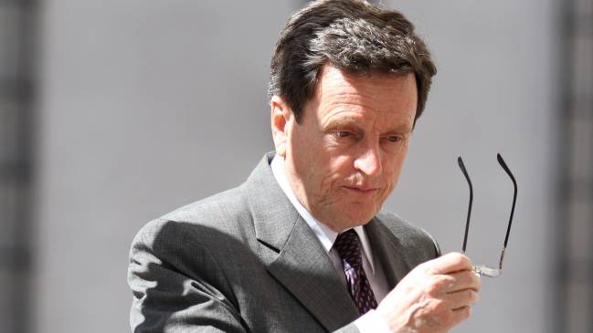 Carlos Larraín: Salida de Ribera acentúa la debilidad del Gobierno