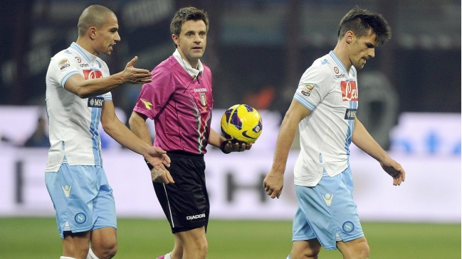 Equipo de Eduardo Vargas fue sancionado por arreglo de partidos