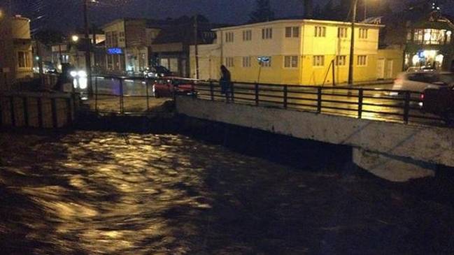 Onemi declaró alerta roja en Punta Arenas por crecida del río Las Minas
