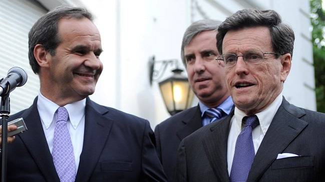 Presidente del PS: La renuncia de Carlos Larraín fue un tongo