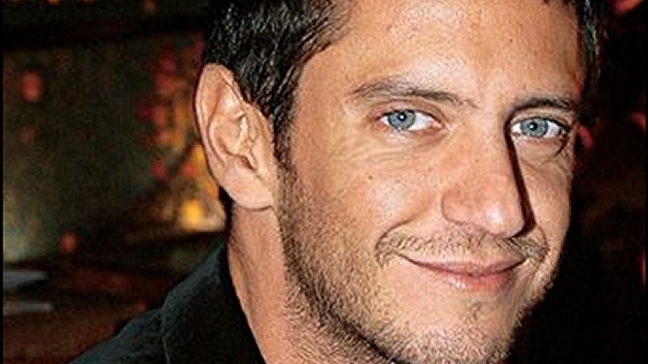 Pablo Illanes firmó contrato con cadena Telemundo