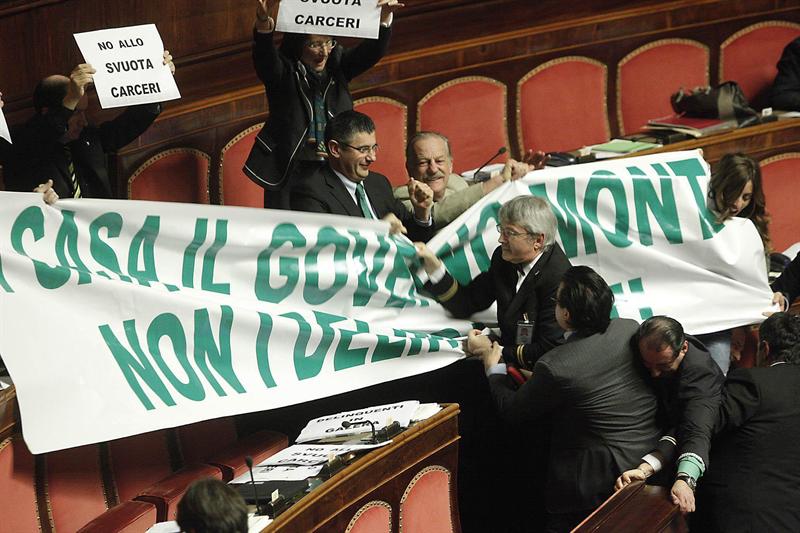 Presidente italiano disolvió el parlamento y elecciones ya tienen fecha